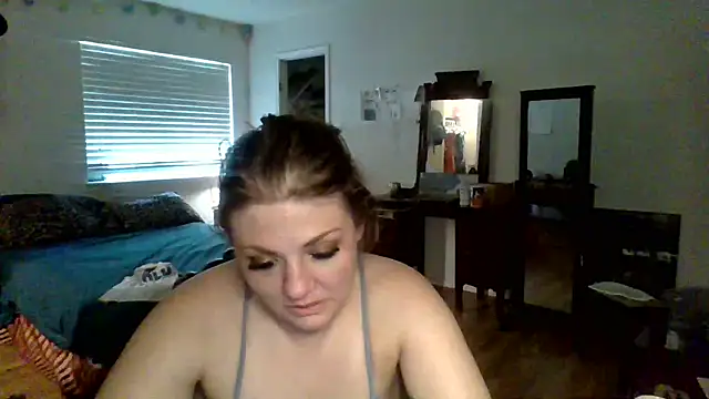 Snapshot of sophiarica chatting on 05-31-26, 06:04 sophiarica online show from 05-31-26, 06:04