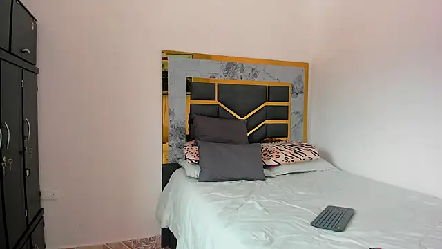 MattDevon online show from 10-15-25, 06:08