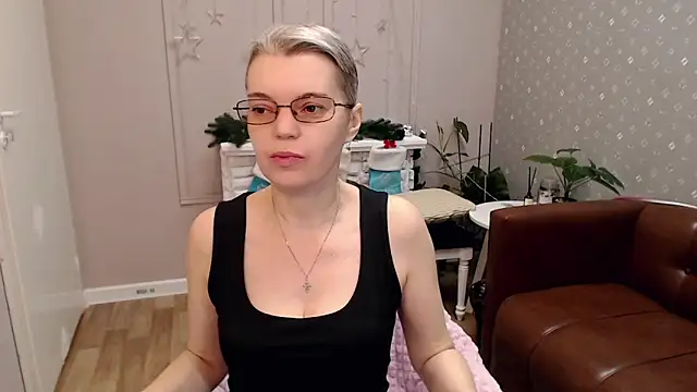 Cutie Erikaa1 online show from 01-09-26, 02:25