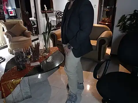 Snapshot of pitbullveryhot chatting on 02-06-25, 06:51 pitbullveryhot online show from 02-06-25, 06:51