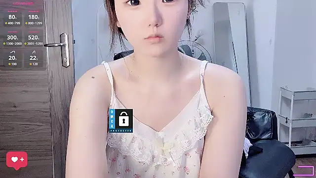 Snapshot of momo-5952 chatting on 07-22-26, 07:11 momo-5952 online show from 07-22-26, 07:11