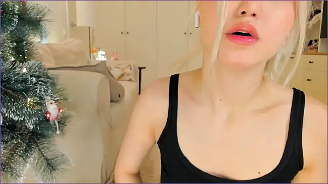 milli sun  online show from 12-18-25, 05:02