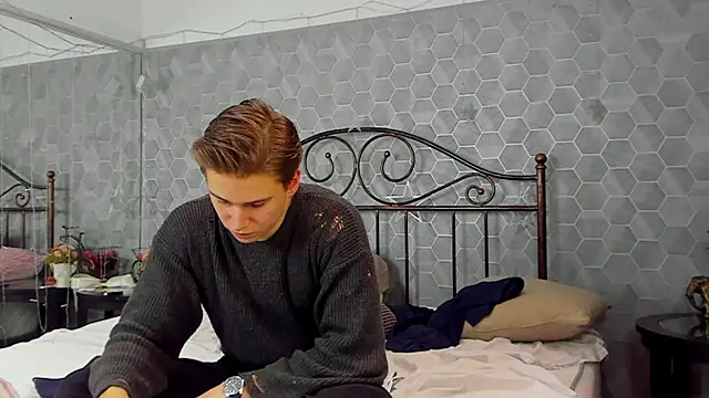 Snapshot of Marcus_Swampov chatting on 12-19-24, 11:35 Marcus Swampov online show from 12-19-24, 11:35