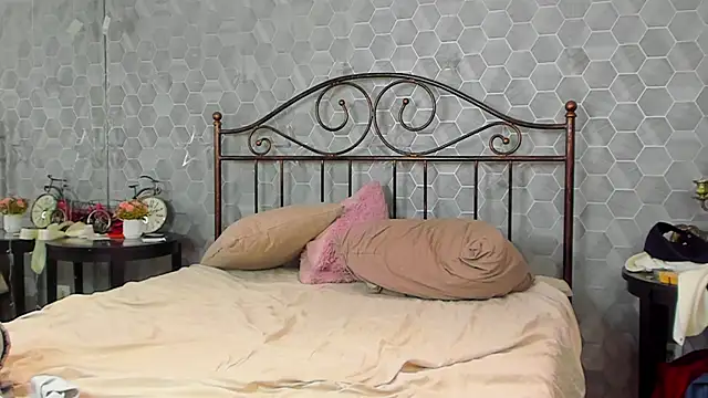 Snapshot of Marcus_Swampov chatting on 01-07-25, 12:41 Marcus Swampov online show from 01-07-25, 12:41