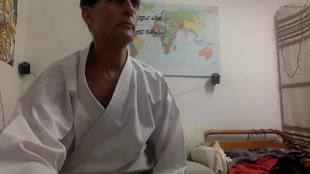 TowaFreespirit online show from 12-04-24, 03:54