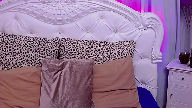 JiaLiss online show from 09-24-25, 03:32