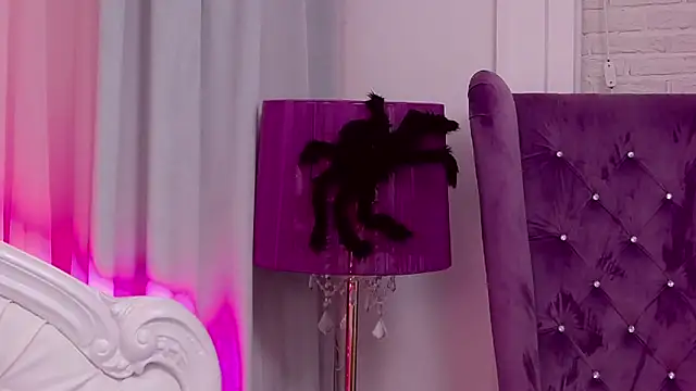 JiaLiss online show from 10-18-25, 03:20