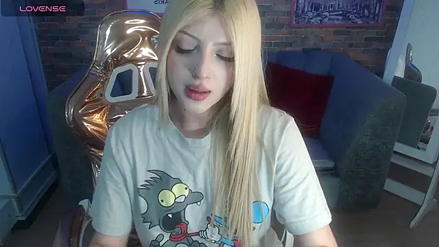 Kitty fox b online show from 02-24-25, 10:58