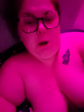 Tallulah-mae-xoxox online show from 10-28-25, 02:04