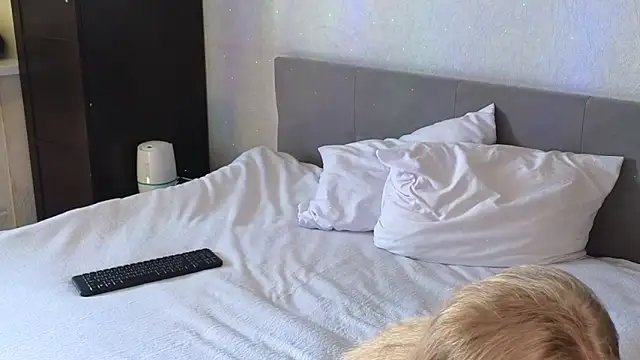 Erotic Ann online show from 04-11-26, 07:35