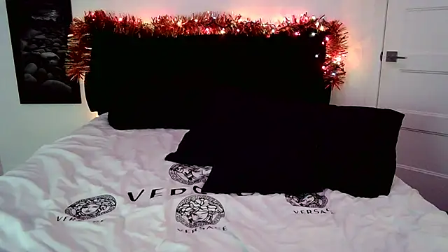Snapshot of RubyLaStar chatting on 12-29-24, 08:58 RubyLaStar online show from 12-29-24, 08:58