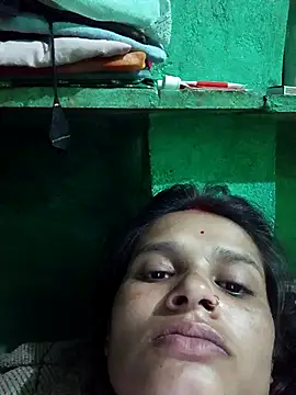 Hoty girl 143 online show from 12-18-25, 02:06