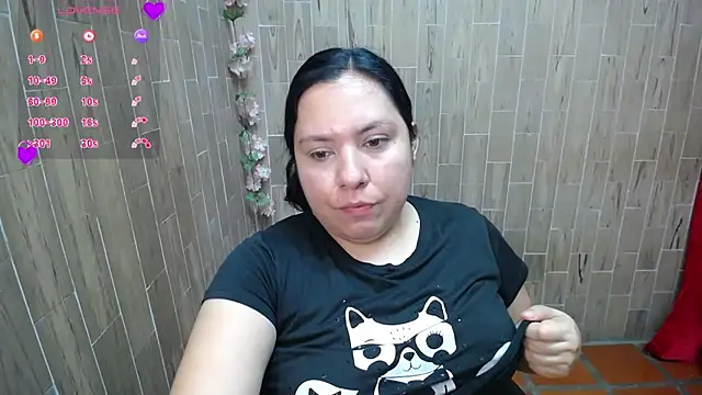 solyeria online show from 10-06-25, 04:43