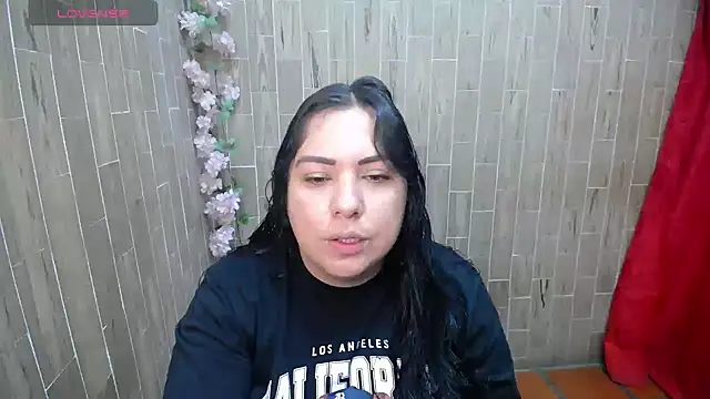 Snapshot of solyeria chatting on 06-04-26, 12:16 solyeria online show from 06-04-26, 12:16
