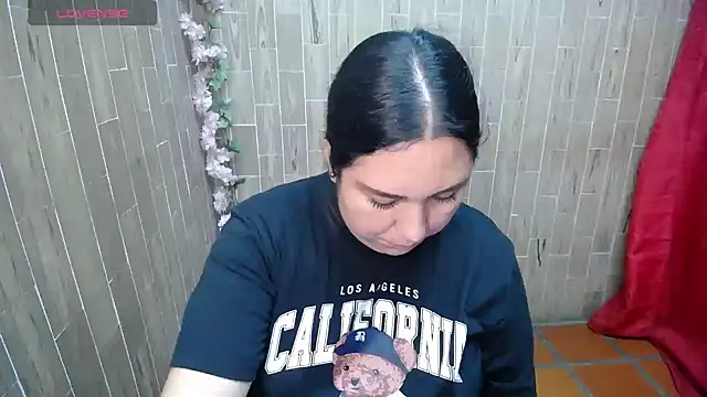 solyeria online show from 07-19-26, 04:05