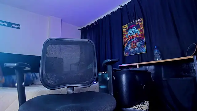 Giomar Reyes online show from 04-29-26, 06:39