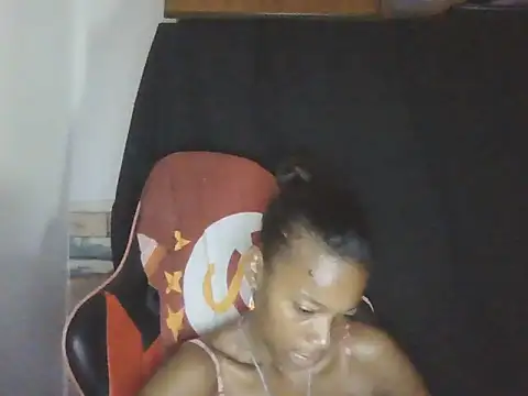 adele-33 online show from 11-17-25, 03:18