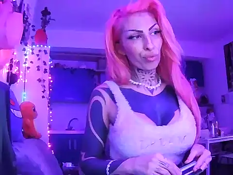 bambolinaofficial online show from 03-25-26, 11:22