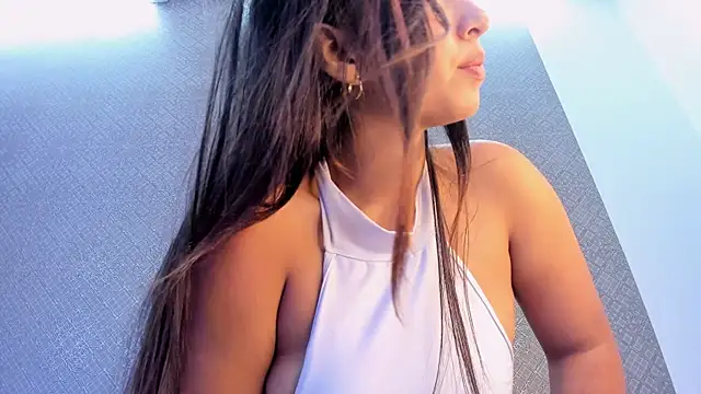 Valery Foxx  online show from 12-19-24, 03:08