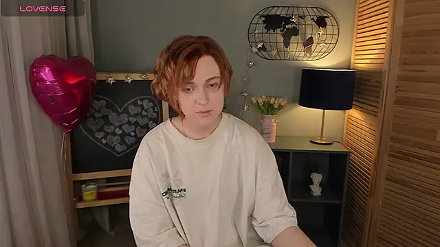 Snapshot of fiamoory chatting on 03-02-25, 04:17 fiamoory online show from 03-02-25, 04:17