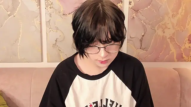 fiamoory online show from 11-19-25, 12:10