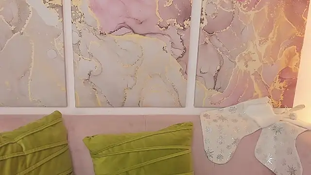 fiamoory online show from 12-04-25, 08:23