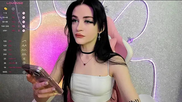 Molly Crystall online show from 06-11-26, 02:11