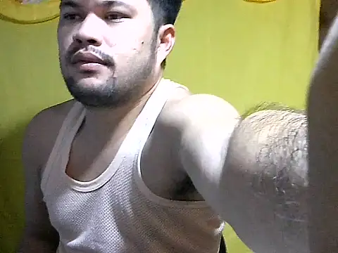 Snapshot of HairyHottestpinoyHandsome chatting on 06-16-26, 01:36 HairyHottestpinoyHandsome online show from 06-16-26, 01:36