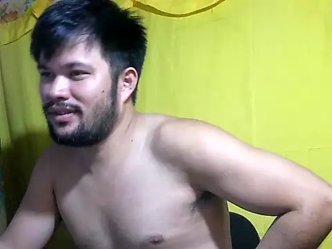 Snapshot of HairyHottestpinoyHandsome chatting on 07-03-26, 08:10 HairyHottestpinoyHandsome online show from 07-03-26, 08:10