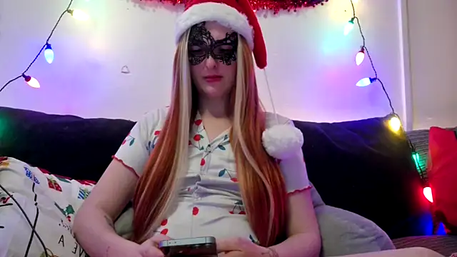 Snapshot of LexiSnowUK chatting on 12-03-24, 11:57 LexiSnowUK online show from 12-03-24, 11:57