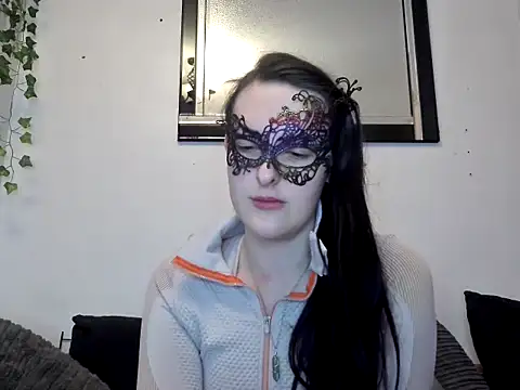 Snapshot of LexiSnowUK chatting on 01-09-25, 09:27 LexiSnowUK online show from 01-09-25, 09:27