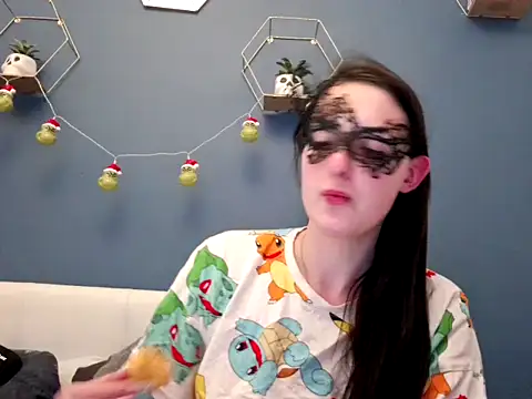 Snapshot of LexiSnowUK chatting on 01-28-25, 08:47 LexiSnowUK online show from 01-28-25, 08:47