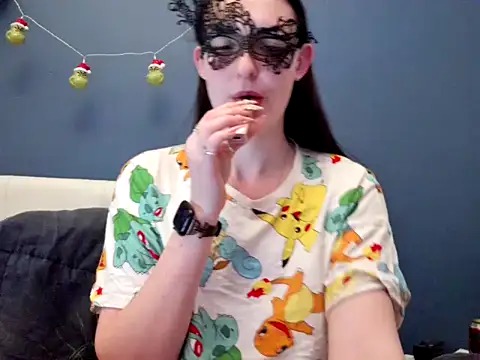 Snapshot of LexiSnowUK chatting on 01-28-25, 11:50 LexiSnowUK online show from 01-28-25, 11:50