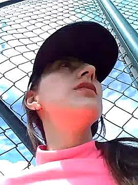  jade white  online show from 02-22-26, 03:32