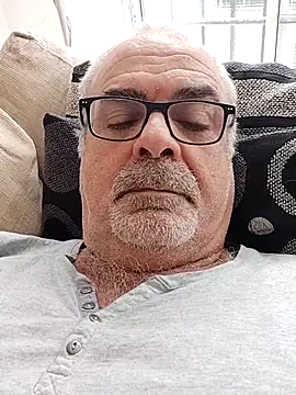 Satiro Sevilla online show from 03-09-25, 01:48