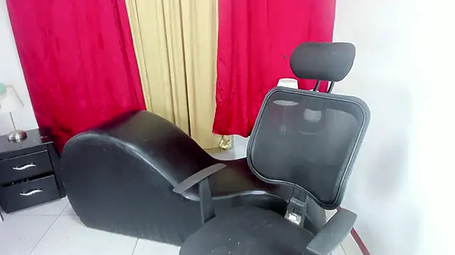 Strella ferrera online show from 11-09-25, 05:39