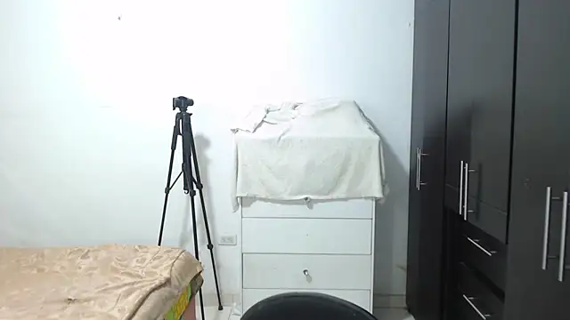 moan sex2 online show from 02-12-26, 05:13