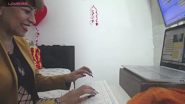 Angelina Stone 65 online show from 02-14-25, 12:19