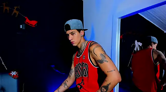 JUSTIN FULLER1 online show from 12-06-24, 01:22