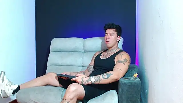 JUSTIN FULLER1 online show from 02-02-26, 02:32