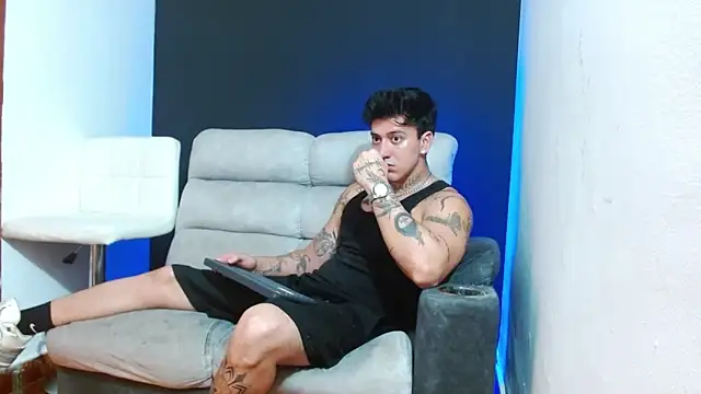 JUSTIN FULLER1 online show from 03-25-26, 11:11