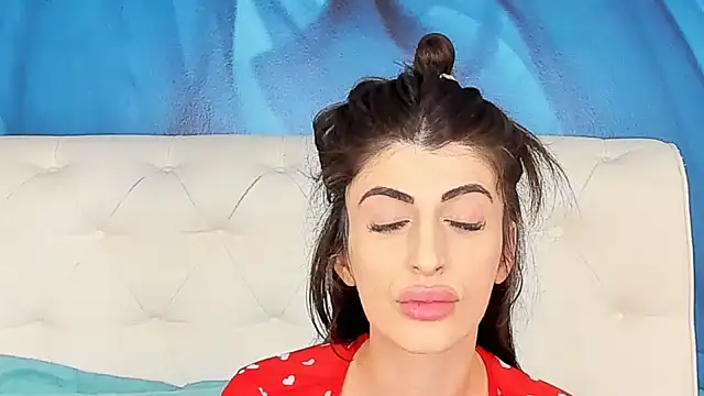 SkinnyDolly online show from 02-05-26, 10:03