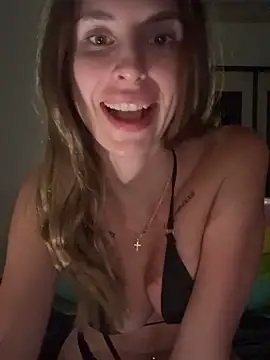 Snapshot of emma05 chatting on 05-31-26, 05:42 emma05 online show from 05-31-26, 05:42