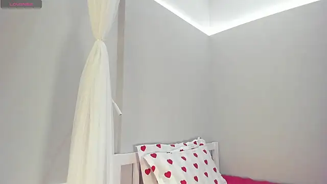 Hensuan online show from 06-09-26, 03:12