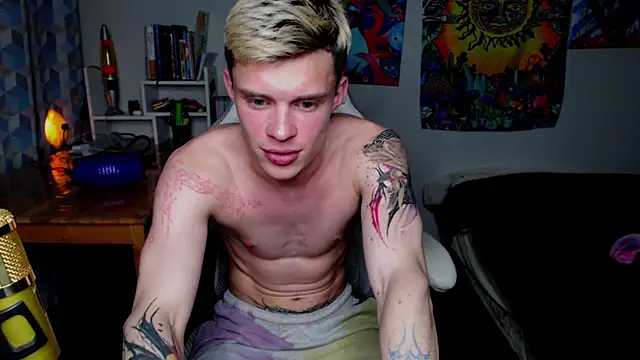 hornyadamsex online show from 04-26-26, 03:42