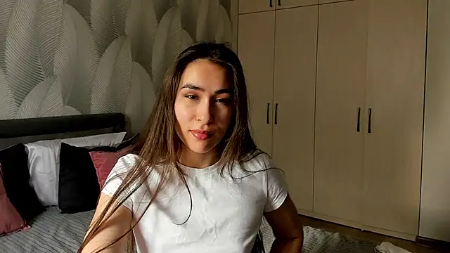 Bambiii bby online show from 04-20-26, 02:14