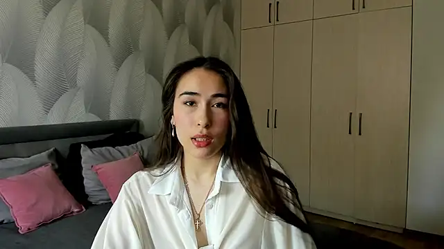 Bambiii bby online show from 06-17-26, 06:16