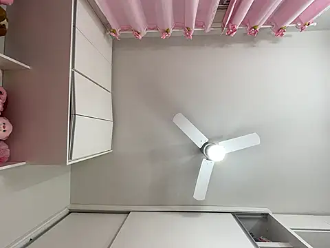 lariic online show from 03-10-25, 12:48