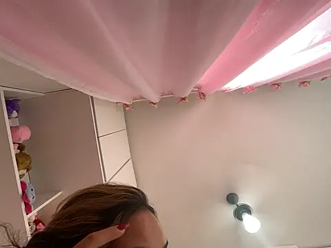 lariic online show from 03-20-25, 06:53