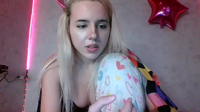 Puregirlaa online show from 03-03-25, 01:09